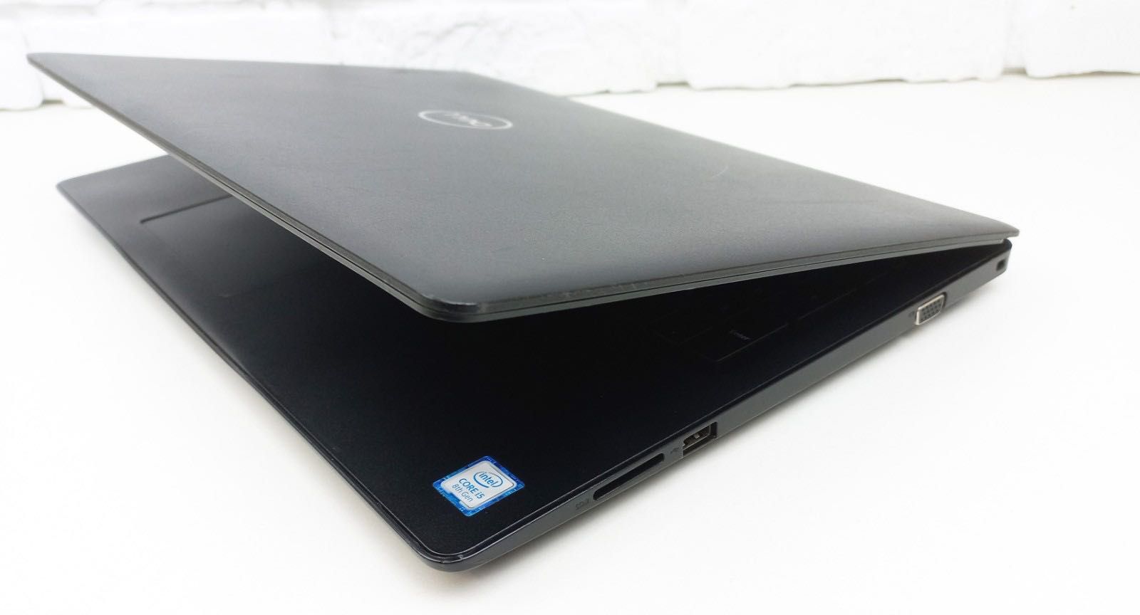 Ноутбук Dell Latitude  3590 Full HD  core i5-8250U/ SSD 256Gb/8Gb/