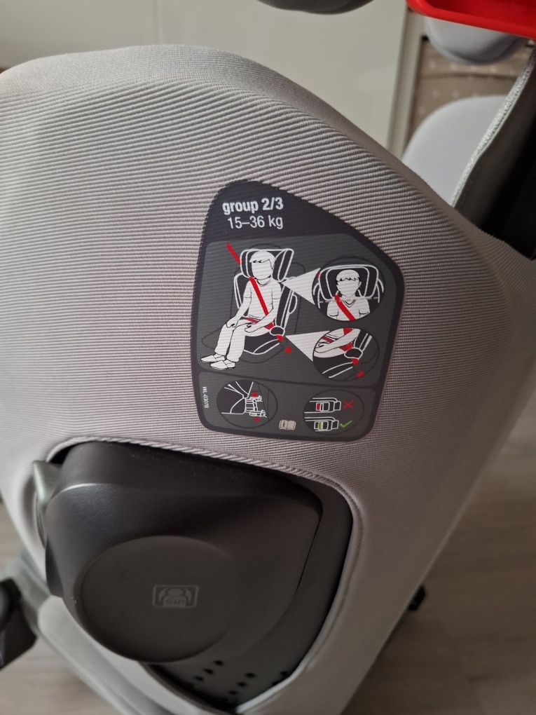 Fotelik Nuna Aace, Isofix 15-36 kg