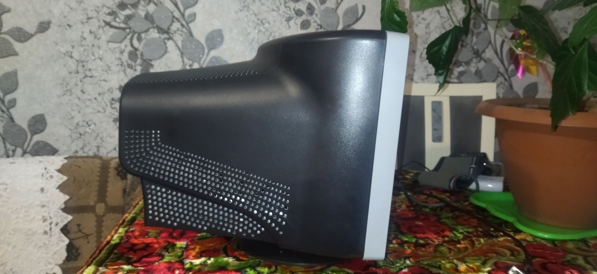 продам монітор  Samsung SyncMaster 795DF