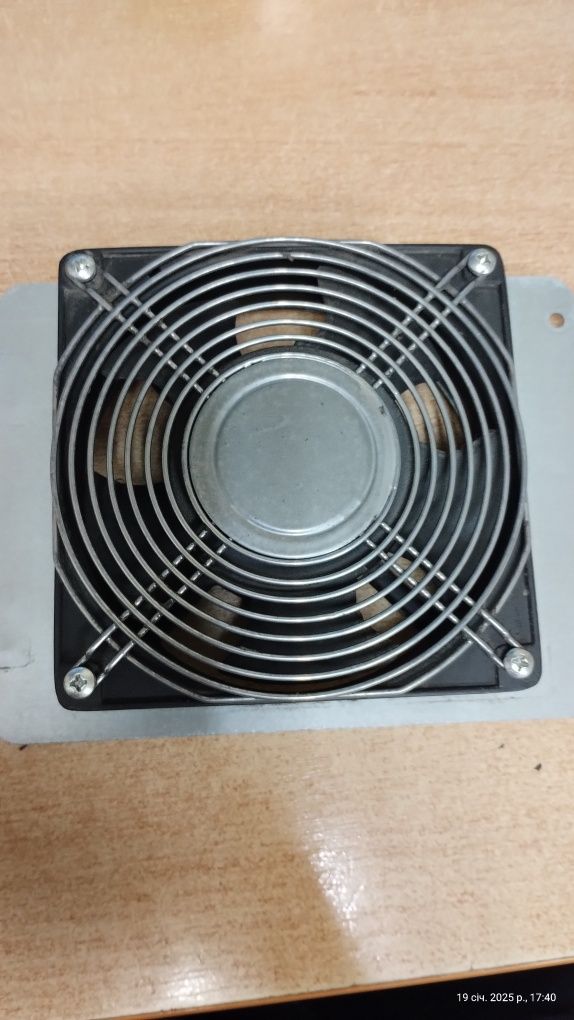 Обдування охолодження.Металевий вентилятор Suntronix sanjun sj1238ha2