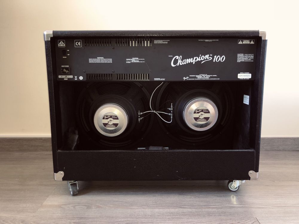 Amplificador FENDER CHAMPION 100