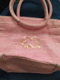 Розовая сумочка Escada