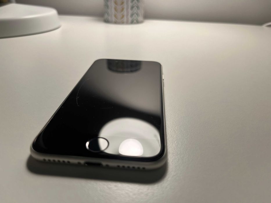 iPhone SE 3 (2022) 128 GB Biały