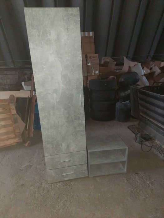 Прихожа, компьютерний стіл комод тумба під телевізор