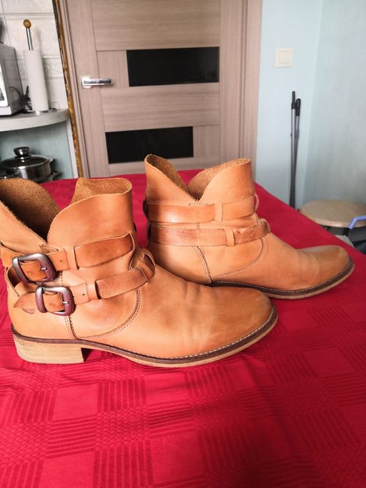 Ботиночки женские, стильные