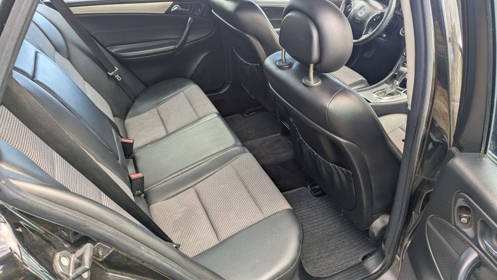 Mercedes w203 c220