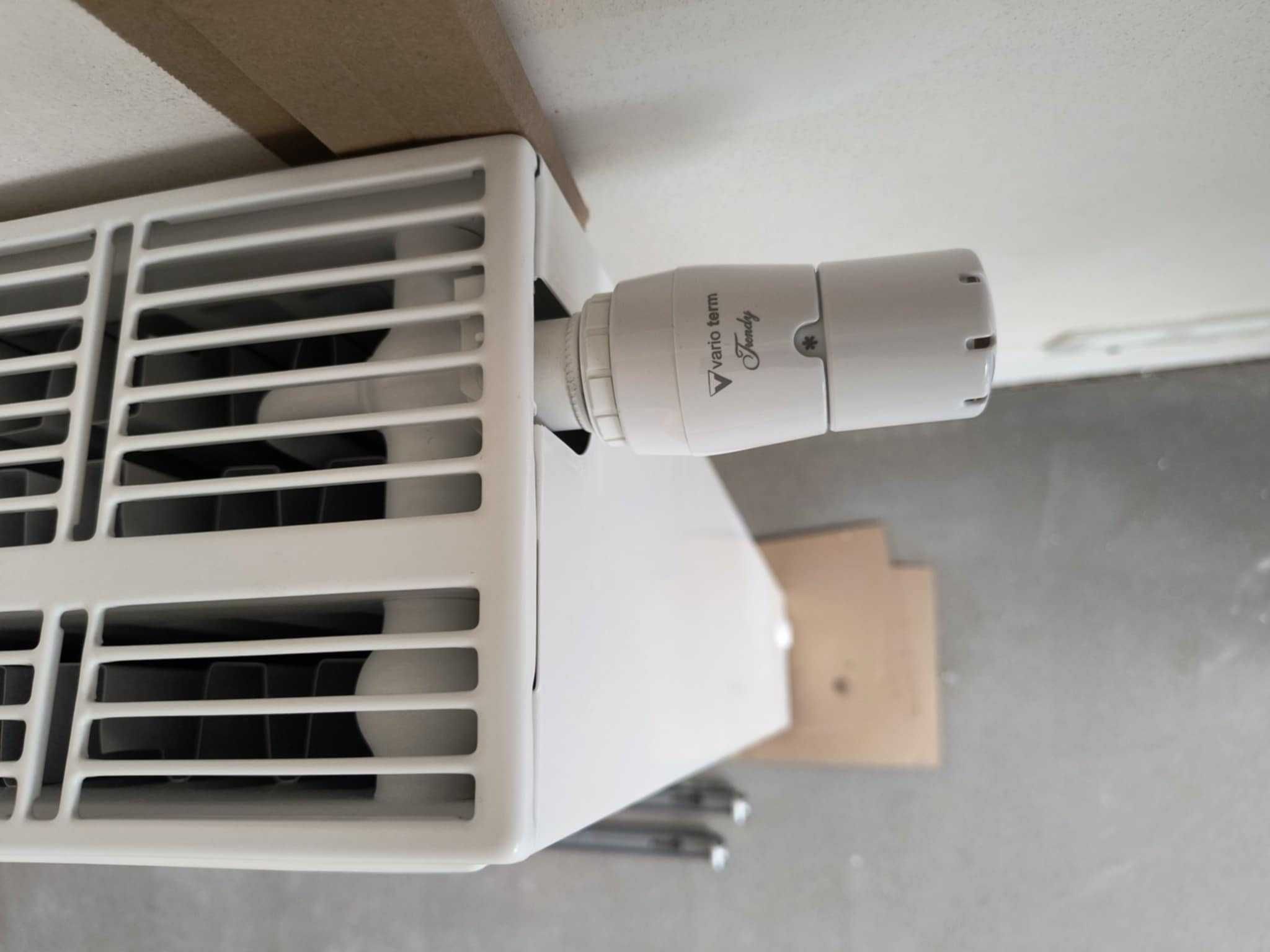Grzejnik Novello 33 900x700 producent Stelrad 2334 W