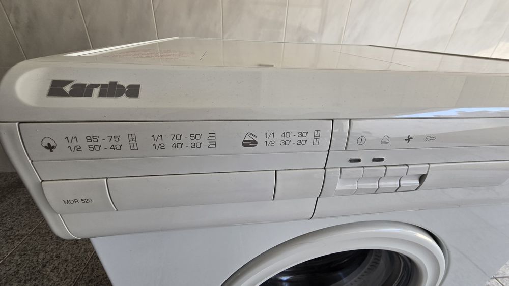 Máquina Secar Roupa Kariba - Como nova