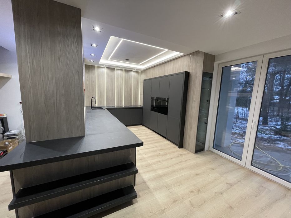 Meble na wymiar. Zapraszamy. Krótkie terminy