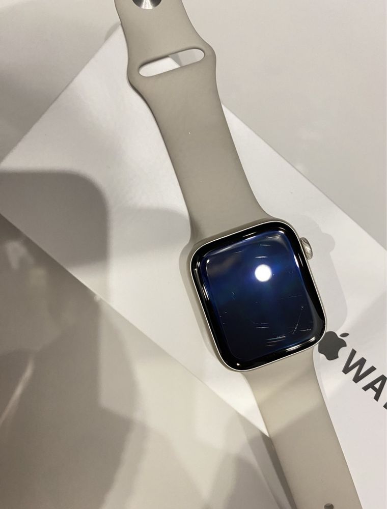 Apple Watch SE new GPS z kopertą 44mm