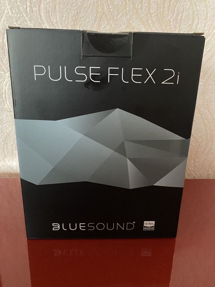 Новая  Беспроводная колонка BlueSound PULSE FLEX 2i White