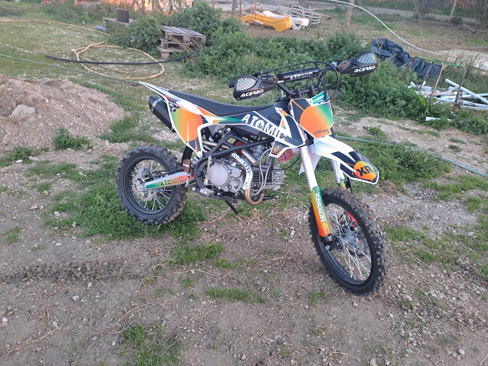 Atomic 160cc  edicao limitada