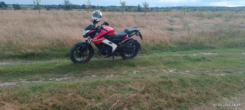 Продам мотоцикил PULSAR NS200