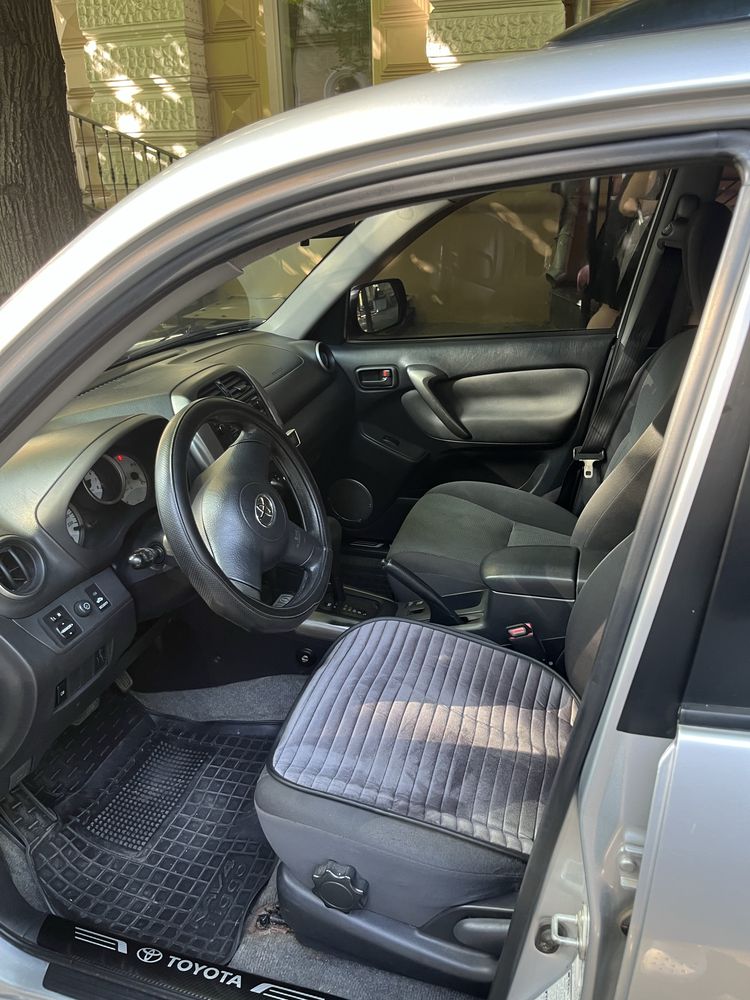 Toyota Rav 4 надежная и не прихотливая