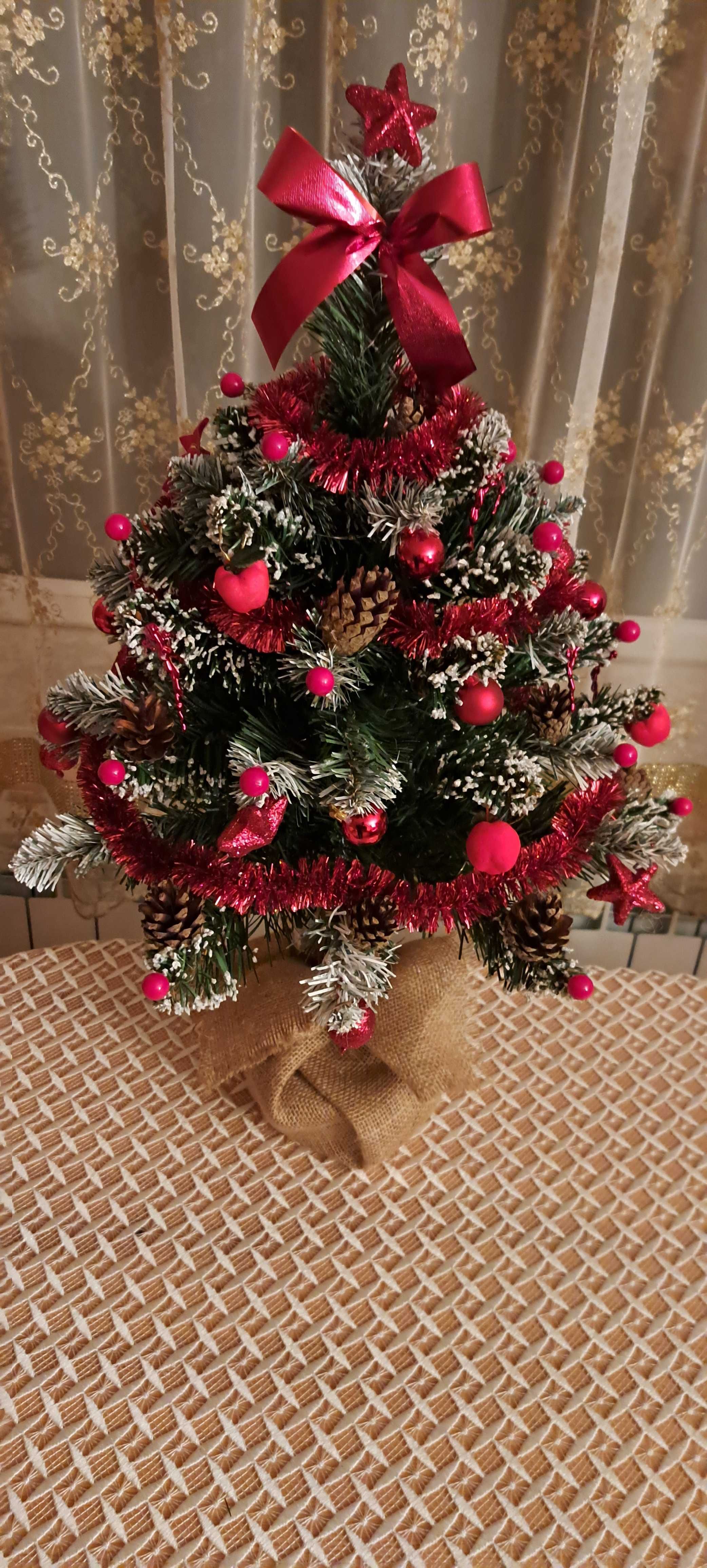 Choinka na pniu 70 cm z DEKORACJĄ i ozdobami - ubrana [producent]