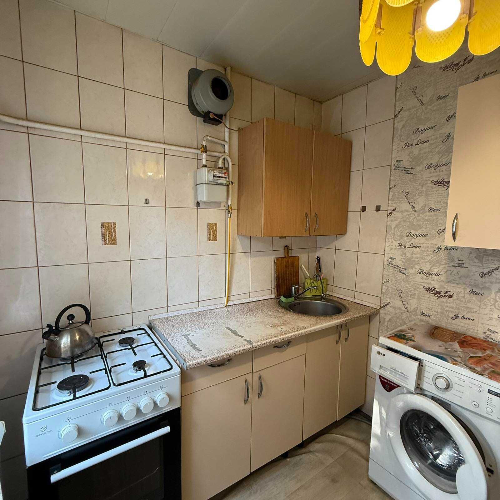 2кімнатна, Київський р-н, ТЦ Киів, з меблями і технікою