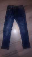 Spodnie jeansy rozmiar 128-134