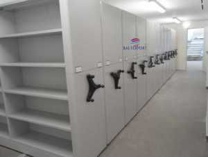 Armazenagem Estantes Rolantes Compacta Duplique o seu Arquivo 80% Novo