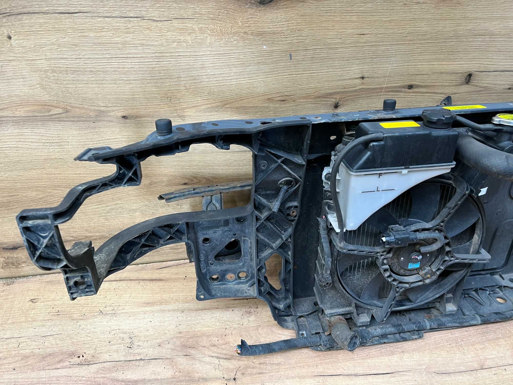 Pas przedni Hyundai Getz