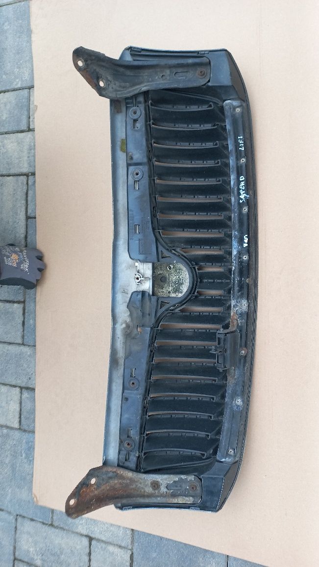 Skoda superb 1 lift 06-08 atrapa grill atrapka  srebrna 9102