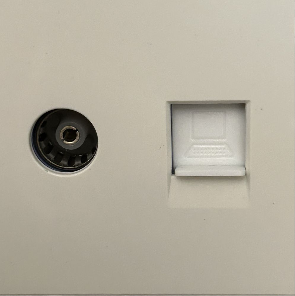Tomada de tv + rj45