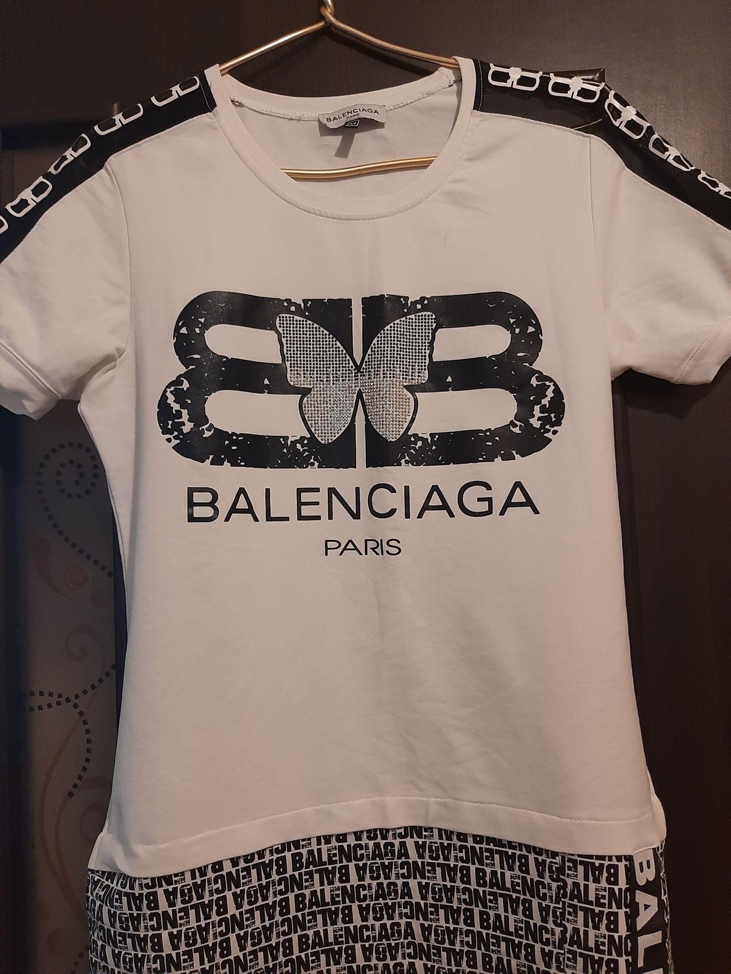 Продам платье Balenciaga