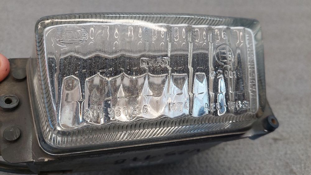 Farol nevoeiro frente direito SEAT Ibiza II (6K1)