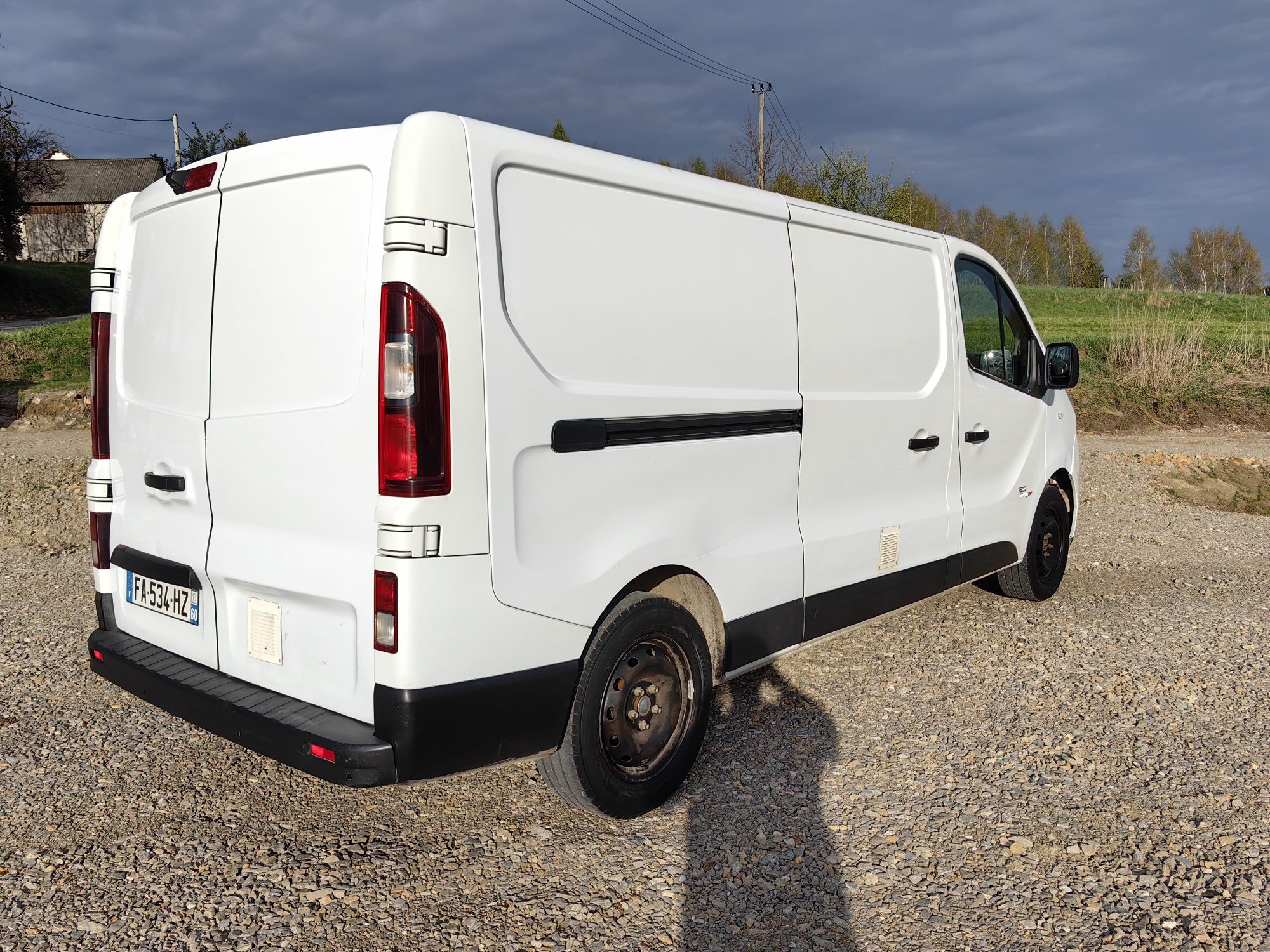 Fiat talento, vivaro, trafic 2018r  L2H1 120 koni