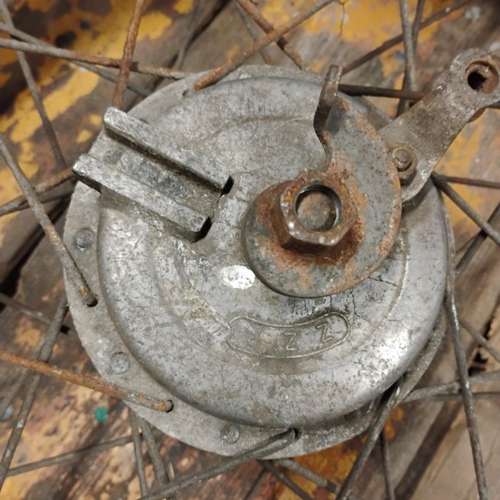 Koło do motoroweru komar