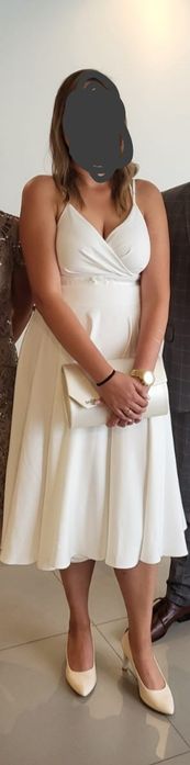 Sukienka ecru rozmiar L duży biust