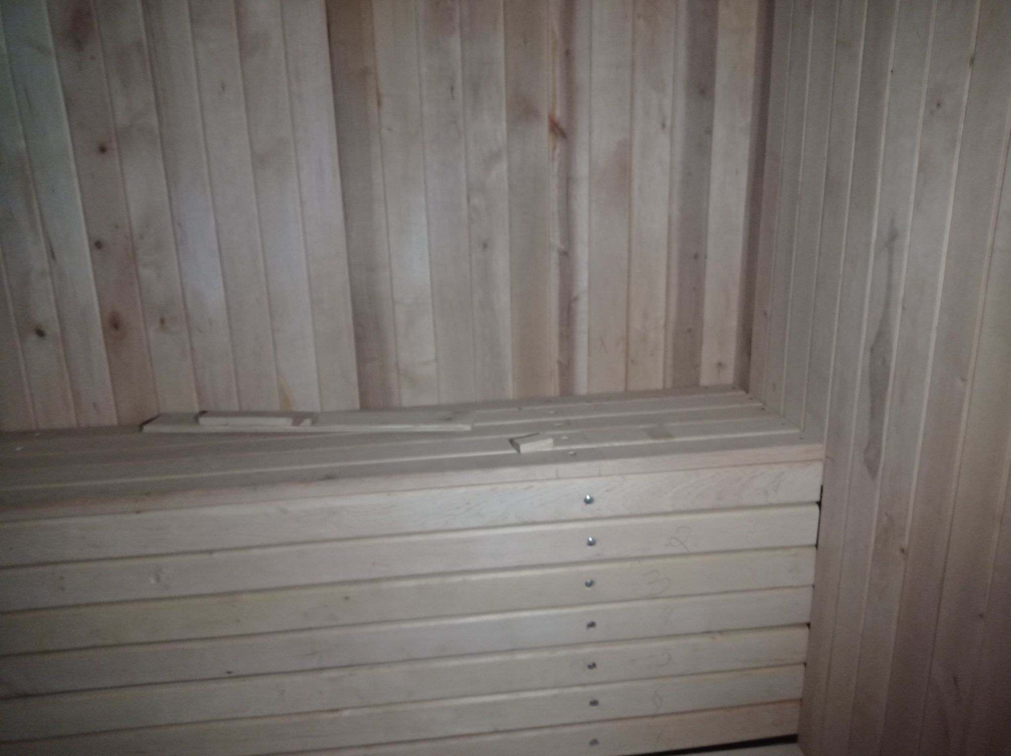 Продам дві дачі   в Тетерівському масиві зимовий варіант