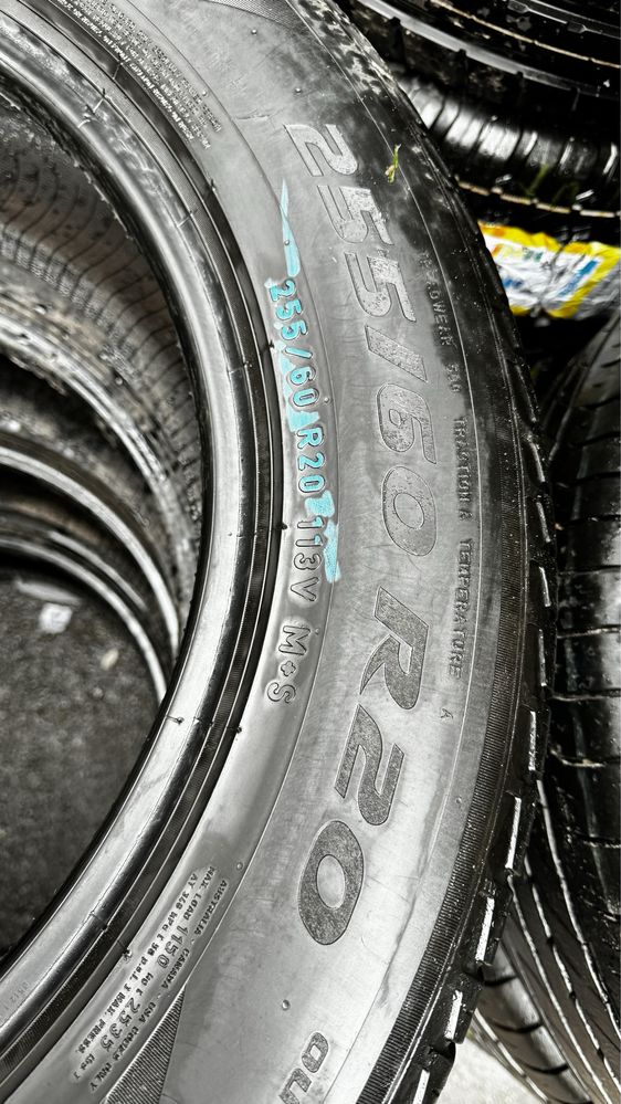 255/60/20 Pirelli scorpion Zero