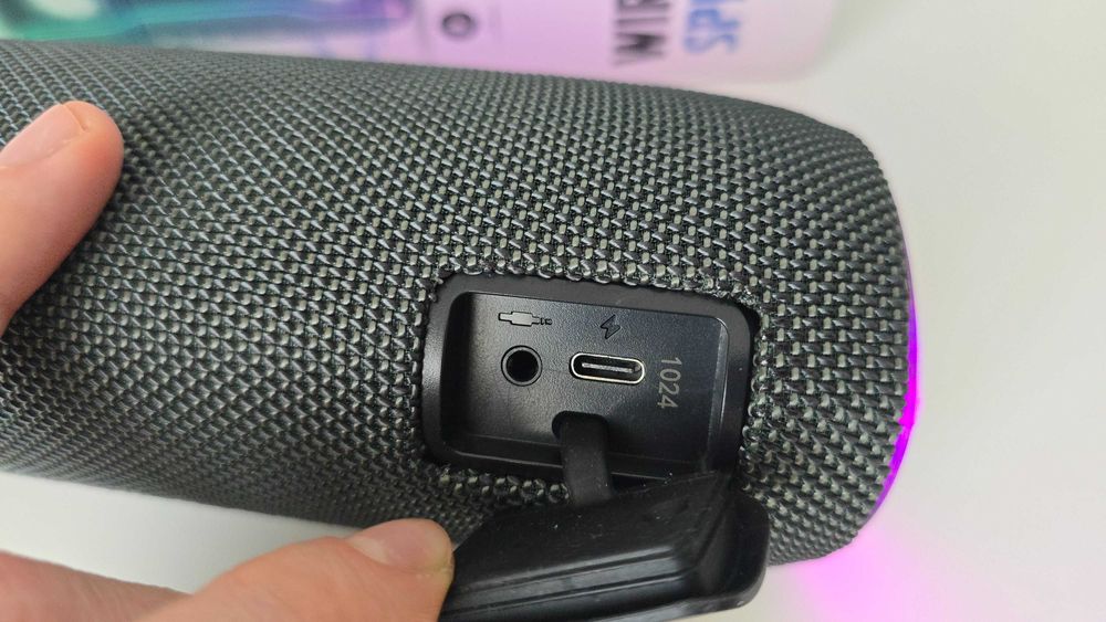 Колонка bluetooth wisetiger f10c ipx7 Dark Green