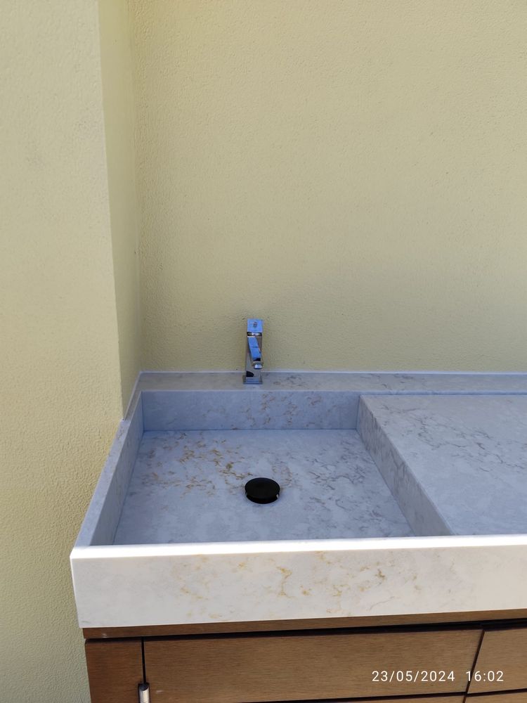 Lavatorio em quartzo