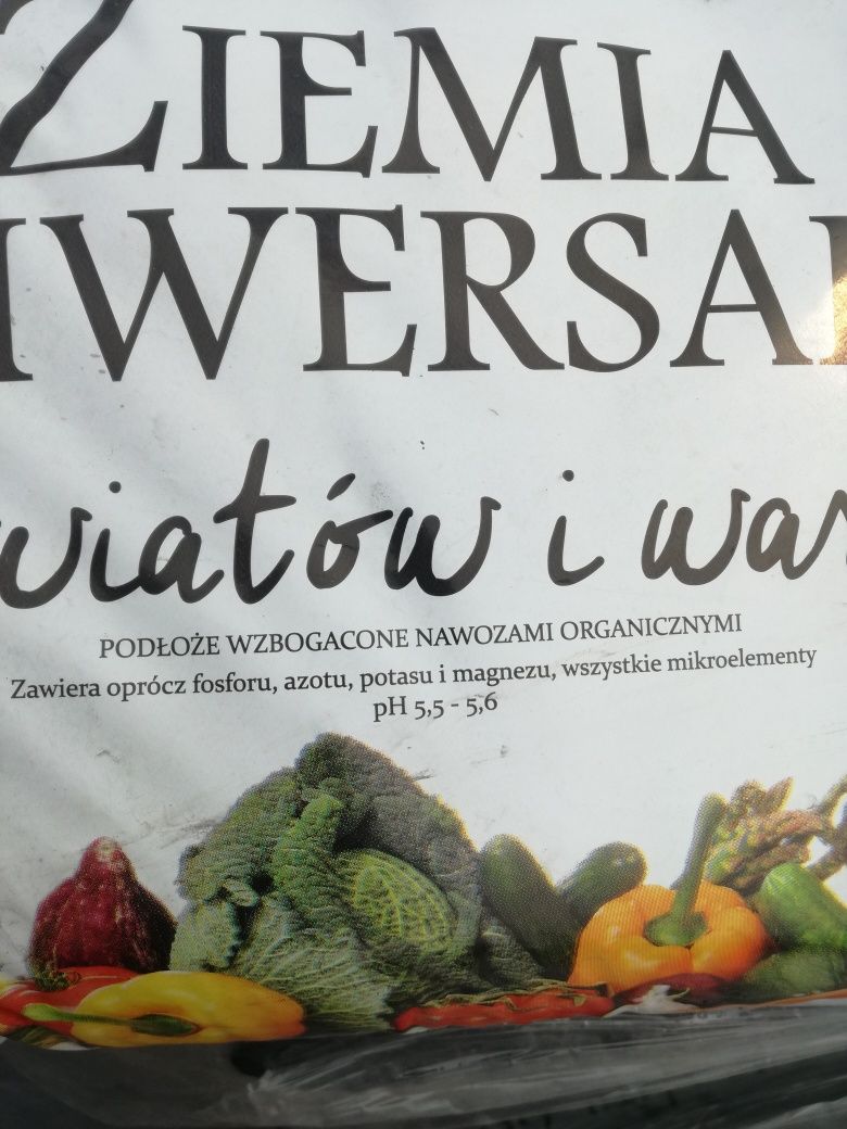 Ziemia uniwersalna ogrodowa