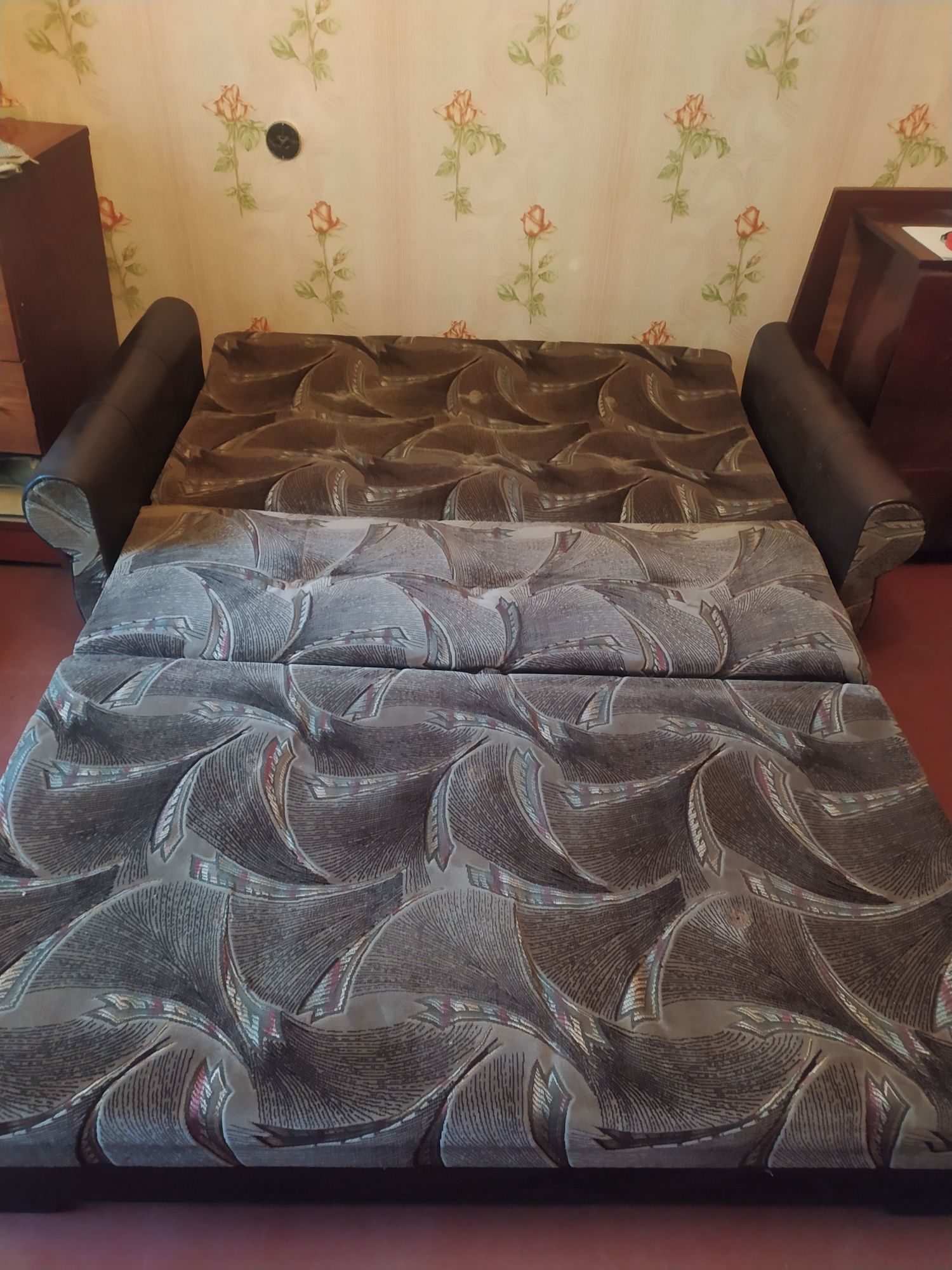 Диван малютка продается
