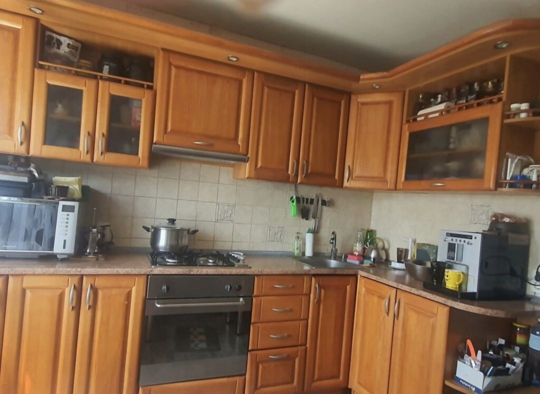 Продам 2х кім по вул.Хортицьке шосе.  15мкрн
