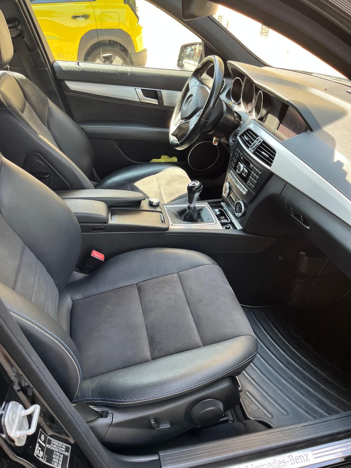 Mercedes c220cdi - só um proprietário