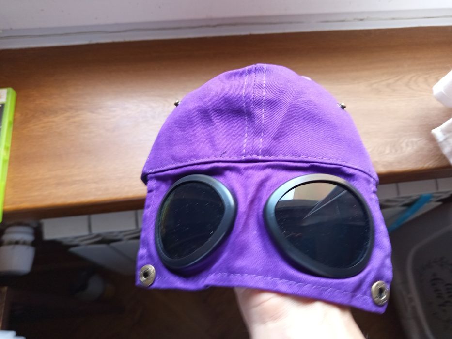 Czapka z daszkiem oraz goglami / Hand Made
