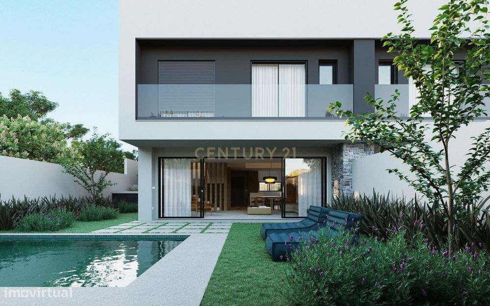 Moradia T3 com Piscina e Jardim – Quinta da Armadora/Costa de Caparica