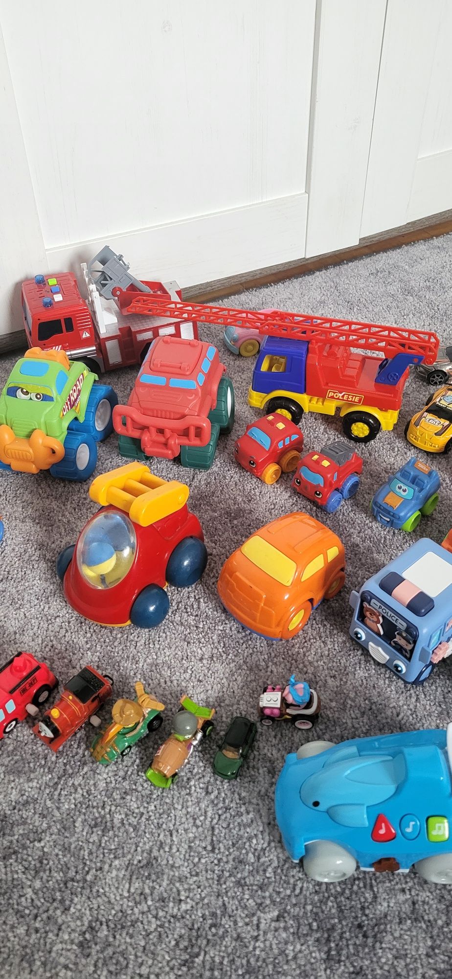 Zestaw dla chłopca wóz strażacki chicco tonka zabawki auta