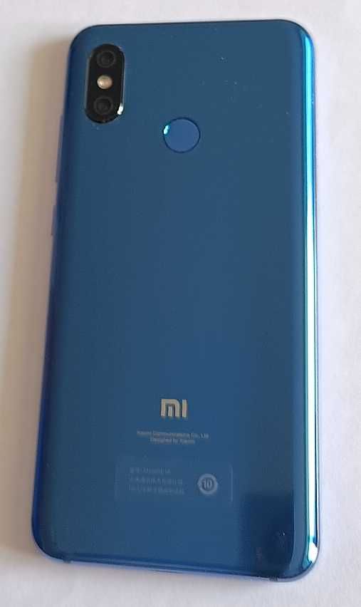 Smartfon Xiaomi Mi8 6GB/128 GB niebieski jak nowy plus dodatki
