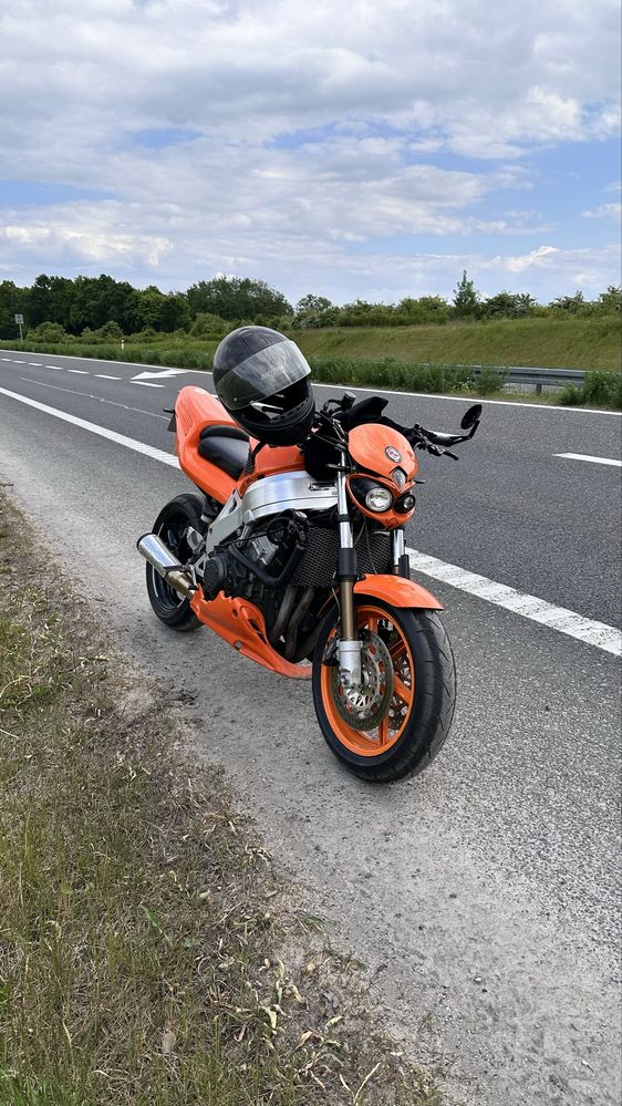 Sprzedam honde cbr 900 rr sc 28 / 33