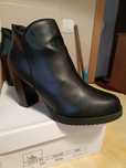 Botins preto mesmo pele