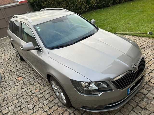 Skoda Superb 1.6 tdi Elegance