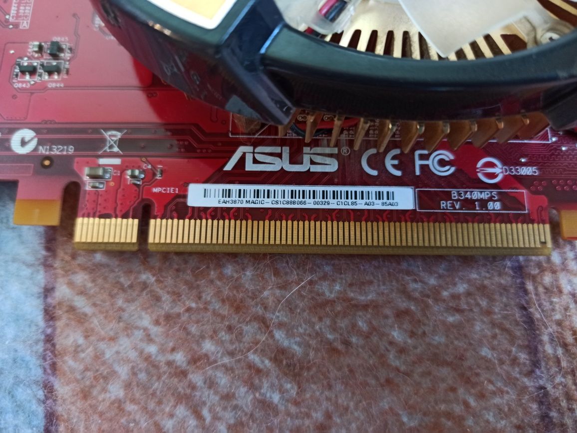 Видеокарта Asus EAH3870/G/HTDI/512M RADEON HD3870 PCI-Ex 512MB