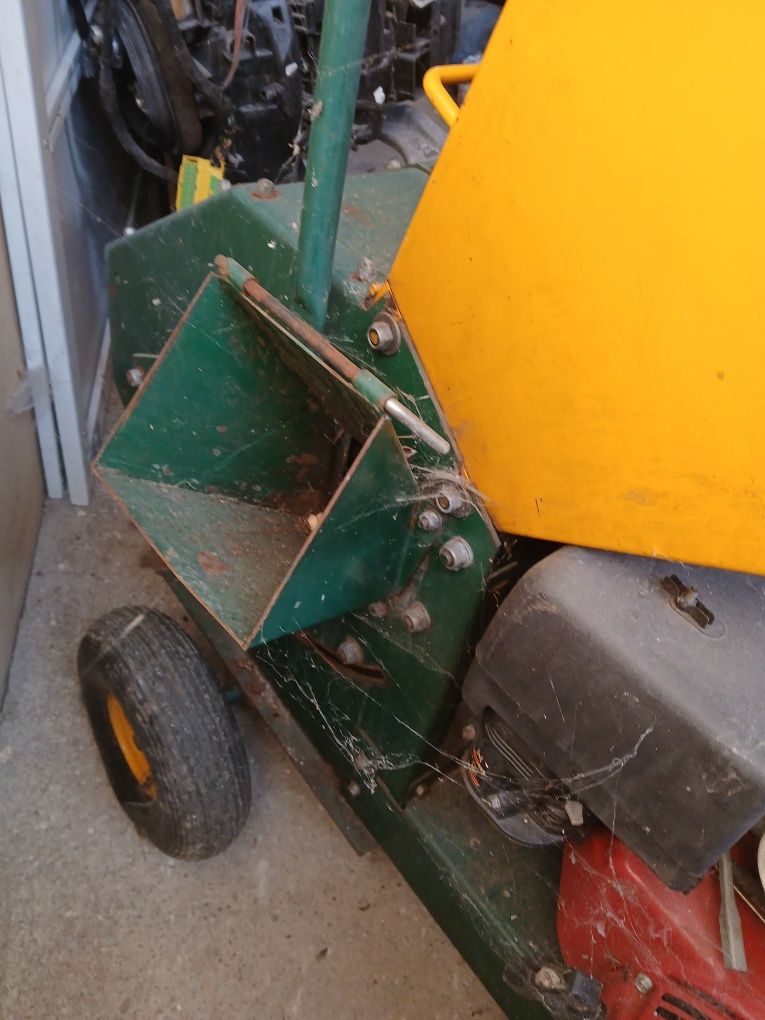 Bio Triturador de ramos honda 13 Cv