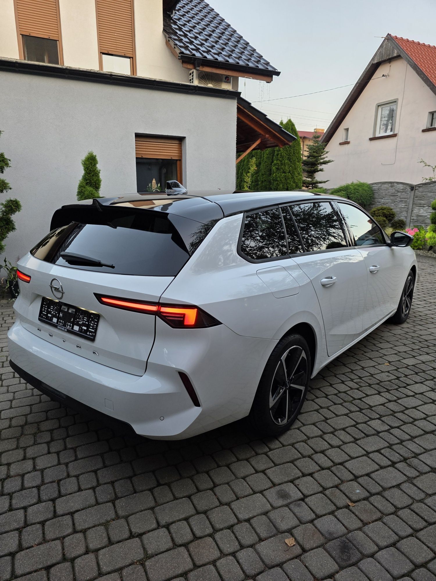Sprzedam Opel Astra L 1.5 D 2023 rok