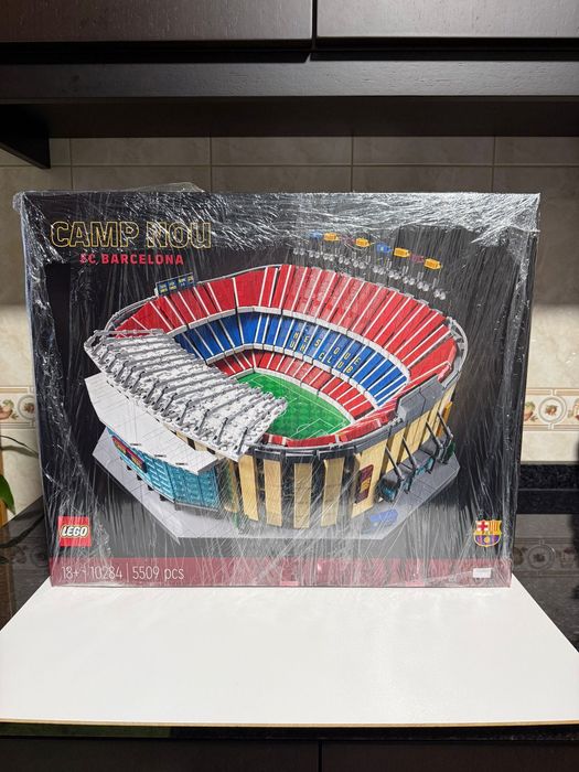 LEGO Camp Nou – FC Barcelona (10284) – NOVO e SELADO
