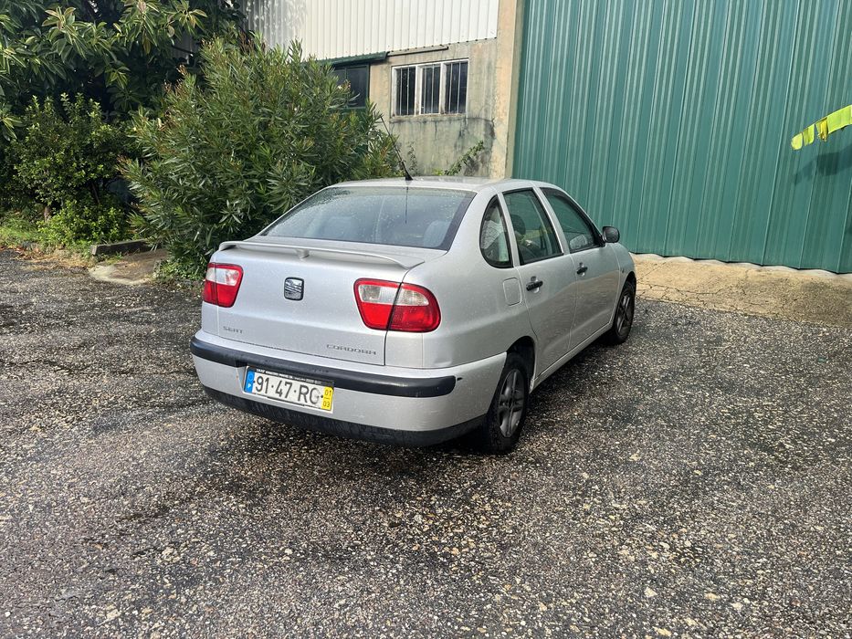 Seat cordoba 1.4 gasolina Ano 2002